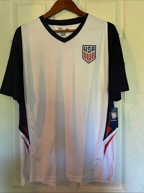 NWT - ICON White and Navy USA Men’s Soccer Jersey with Red Accents